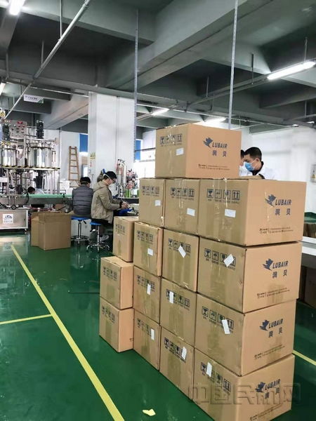润贝化工开足马力生产航空消毒用品，深圳运输助力疫情防控